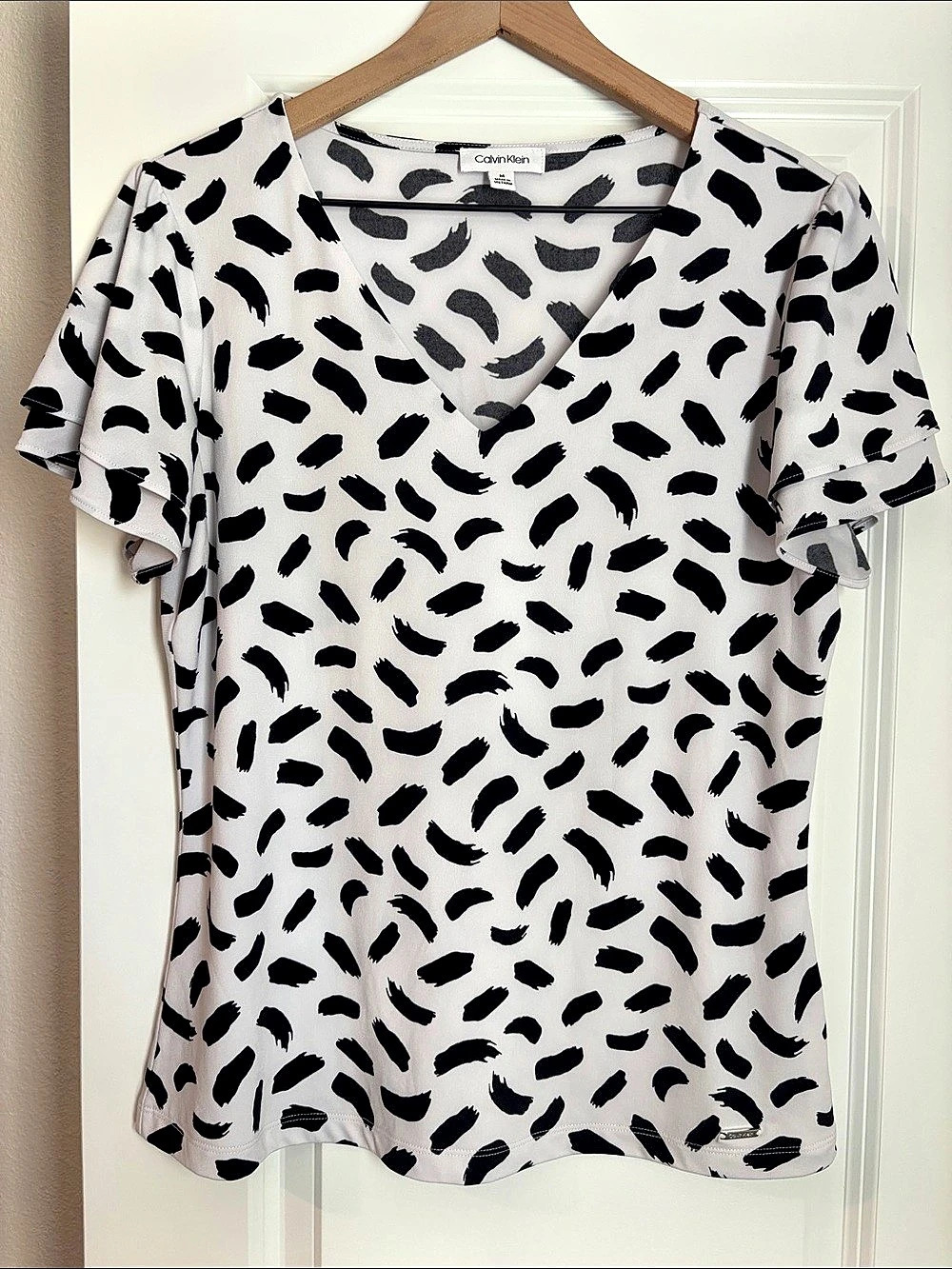 Calvin Klein Women's Animal Print Short Sleeve Top